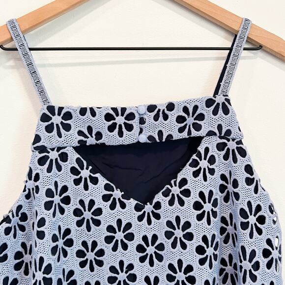 Anthropologie Maeve Crochet Daisy Eyelet Tank Top Blue Size 14 - Picture 6 of 9